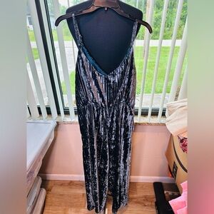 Gilli Silver/Grey Velour Striped Sleeveless Spaghetti Strap Jumpsuit Size Large